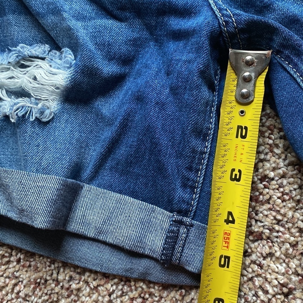 YMI dream mid rise denim shorts distressed junior’s size 3 - Picture 6 of 7